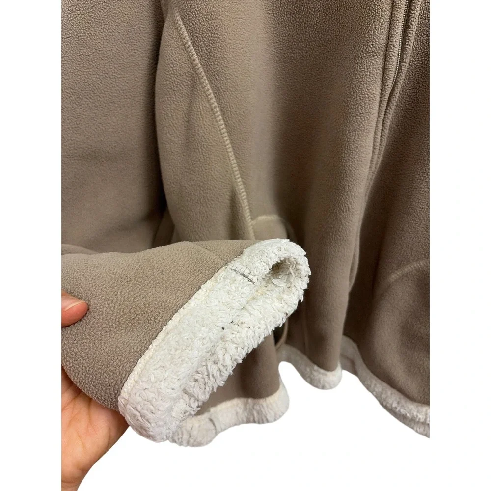 Seven Apparel measurements pit